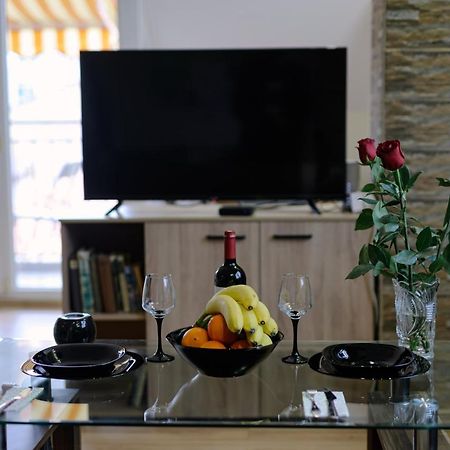 Cozy & Delightful Apart & Aubg & Free Garage Parking Διαμέρισμα Μπλαγκόεβγκραντ Εξωτερικό φωτογραφία