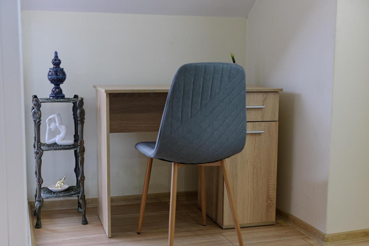 Cozy & Delightful Apart & Aubg & Free Garage Parking Μπλαγκόεβγκραντ Εξωτερικό φωτογραφία