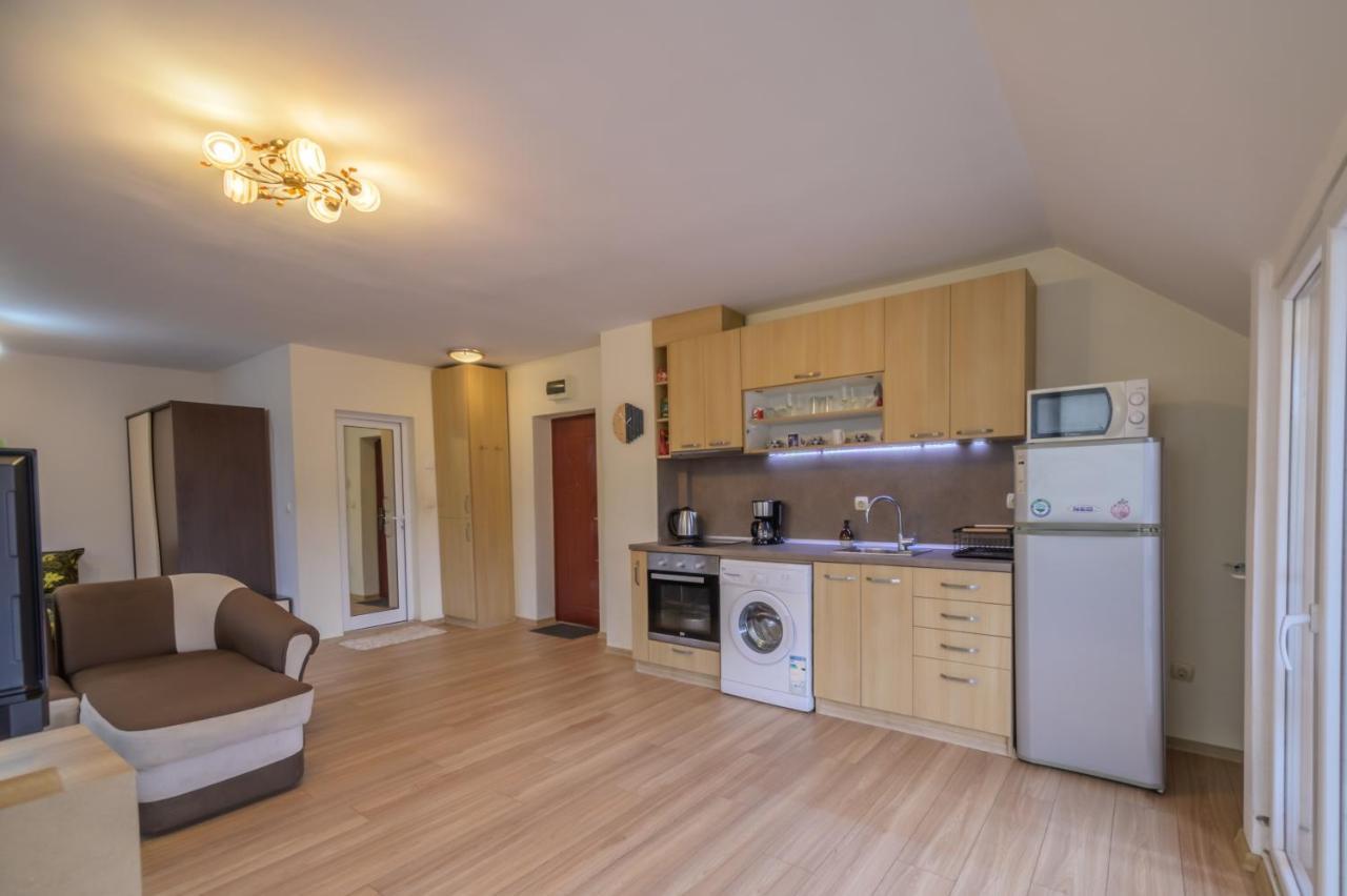 Cozy & Delightful Apart & Aubg & Free Garage Parking Μπλαγκόεβγκραντ Εξωτερικό φωτογραφία